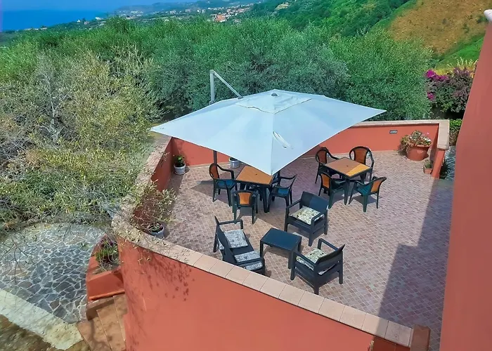 Adele Bed & Breakfast 4*