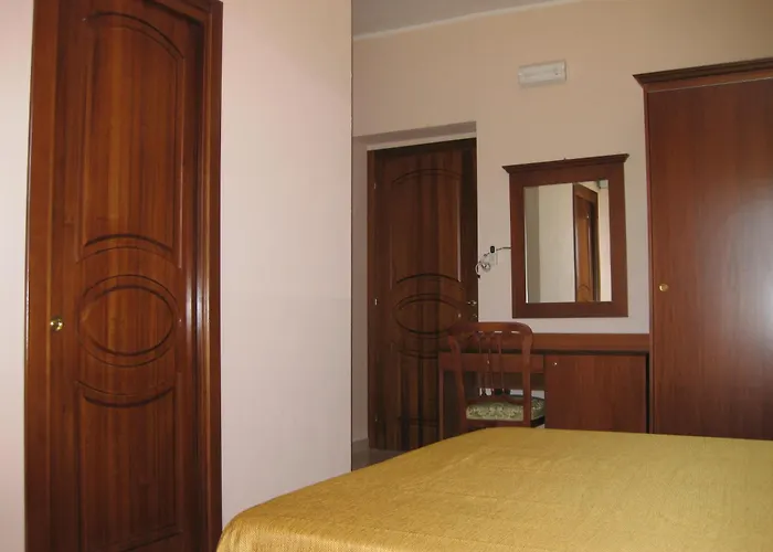 Adele לינה וארוחת בוקר